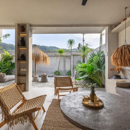 The Konkret Lombok Villa Kuta  Eksteriør bilde