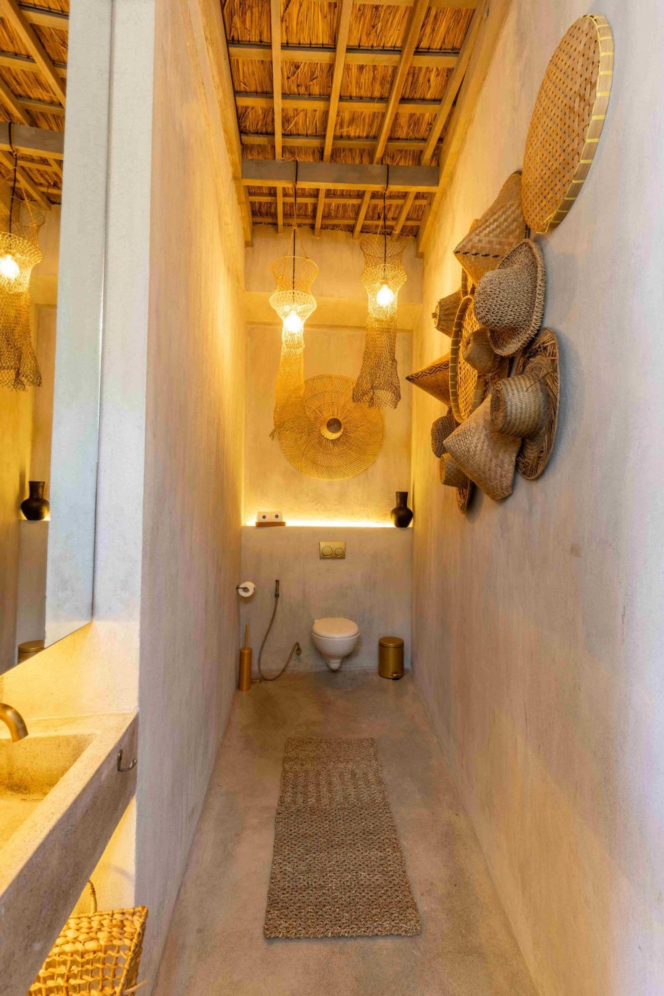 The Konkret Lombok Villa Kuta  Eksteriør bilde
