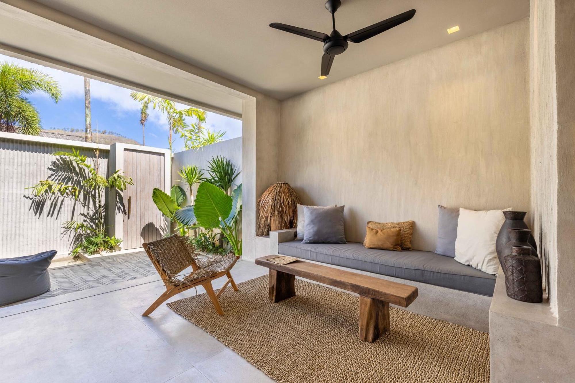 The Konkret Lombok Villa Kuta  Eksteriør bilde